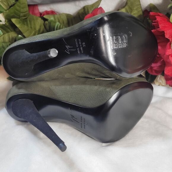 NIB Giuseppe Zanotti Army Green Peep Toe Bootie - Picture 11 of 12